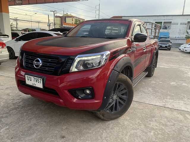 Nissan NP300 2dr Ext. Cab Calibre E 6sp RWD 2.5DCT (Black Edition)